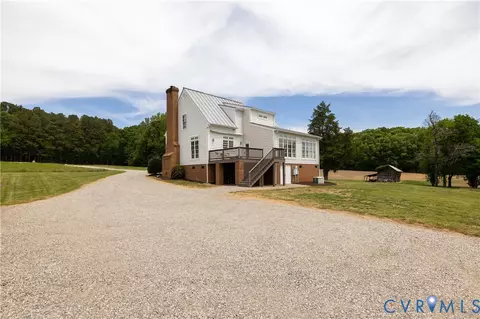 Exterior - 13419 Scotts Rd, Dewitt, VA 23840 photo 7 of 15