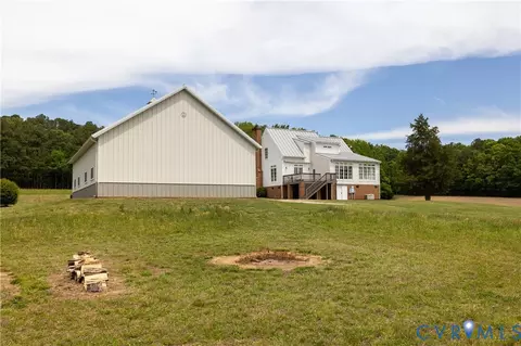 Exterior - 13419 Scotts Rd, Dewitt, VA 23840 photo 9 of 15