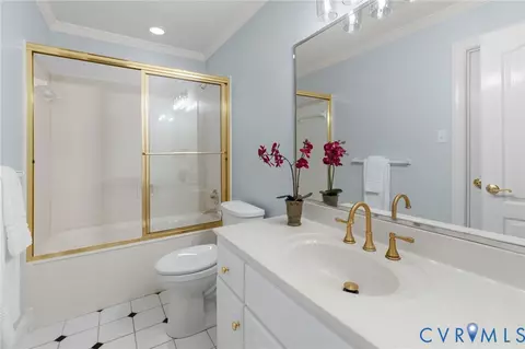 Bath - 2400 Latham Ct, Midlothian, VA 23113 photo 5 of 5