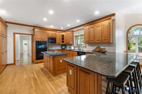 Kitchen - 2400 Latham Ct, Midlothian, VA 23113 photo 5 of 7