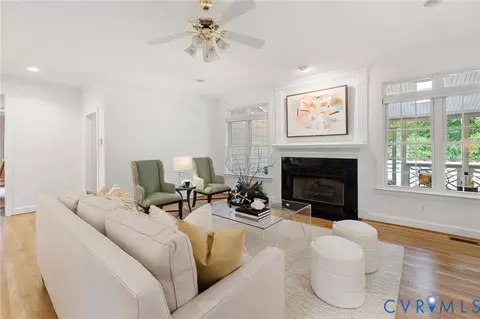 Living - 2400 Latham Ct, Midlothian, VA 23113 photo 3 of 6