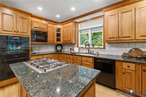 Kitchen - 2400 Latham Ct, Midlothian, VA 23113 photo 2 of 7