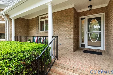 Exterior - 2400 Latham Ct, Midlothian, VA 23113 photo 5 of 13