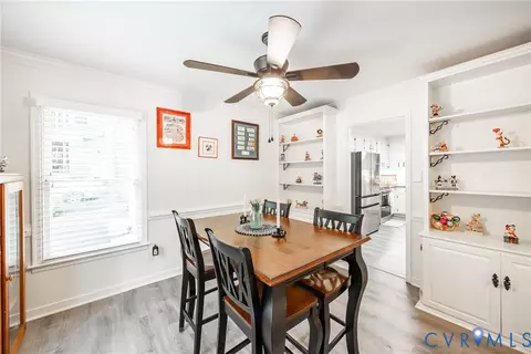 Dining - 5603 Standing Oak Rd, Midlothian, VA 23112 photo 2 of 4