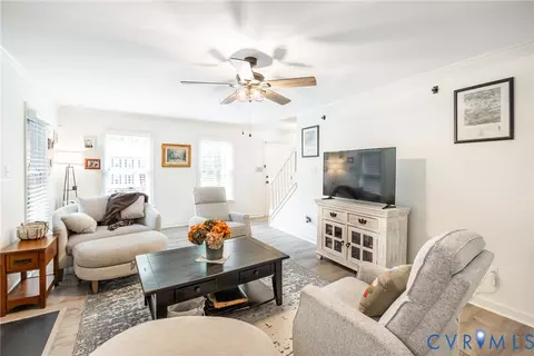 Living - 5603 Standing Oak Rd, Midlothian, VA 23112 photo 1 of 2