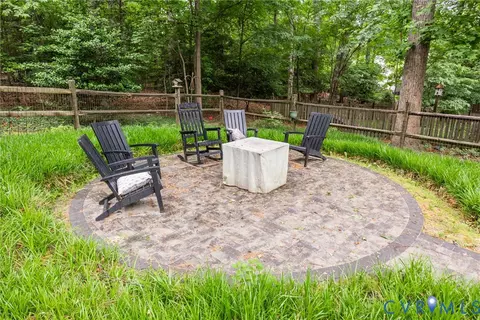 Exterior - 5603 Standing Oak Rd, Midlothian, VA 23112 photo 9 of 10