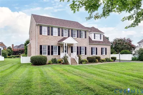 608 N Bacons Chase Chase, Hopewell, VA 23860