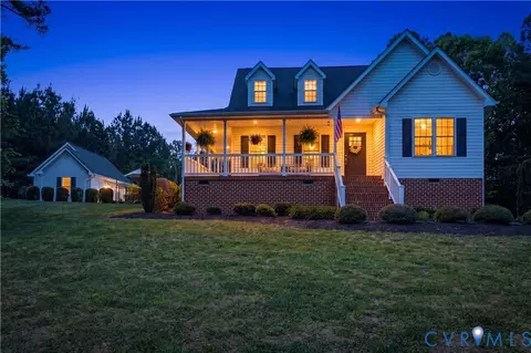 Exterior - 3600 Oxford Dr, Sutherland, VA 23885 photo 5 of 13