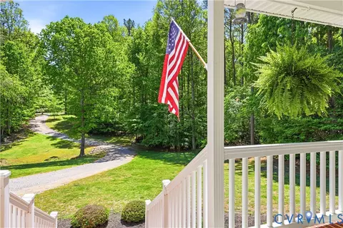 Exterior - 3600 Oxford Dr, Sutherland, VA 23885 photo 15 of 16