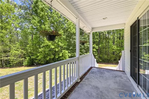 Exterior - 3600 Oxford Dr, Sutherland, VA 23885 photo 10 of 13