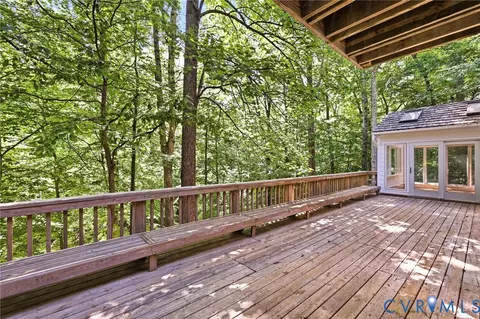 Exterior - 3201 E Brigstock Rd, Midlothian, VA 23113 photo 4 of 19
