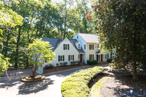 Exterior - 3201 E Brigstock Rd, Midlothian, VA 23113 photo 11 of 19