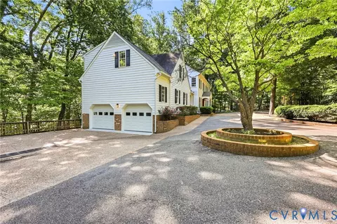 Exterior - 3201 E Brigstock Rd, Midlothian, VA 23113 photo 2 of 19