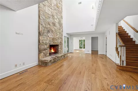 Living - 3201 E Brigstock Rd, Midlothian, VA 23113 photo 3 of 10