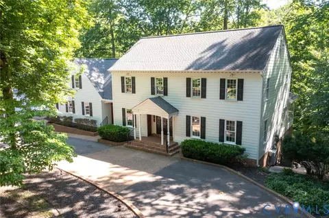 Exterior - 3201 E Brigstock Rd, Midlothian, VA 23113 photo 15 of 19