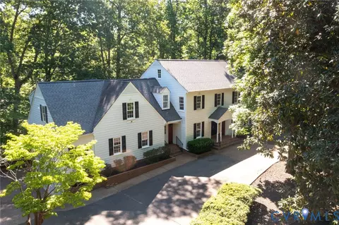 Exterior - 3201 E Brigstock Rd, Midlothian, VA 23113 photo 13 of 19