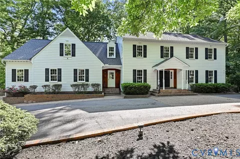 Exterior - 3201 E Brigstock Rd, Midlothian, VA 23113 photo 7 of 19