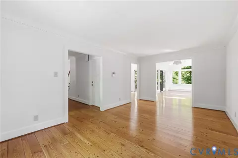 Living - 3201 E Brigstock Rd, Midlothian, VA 23113 photo 6 of 10