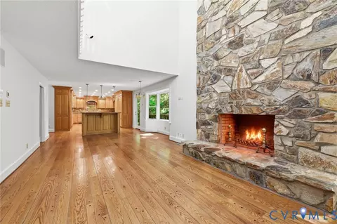 Living - 3201 E Brigstock Rd, Midlothian, VA 23113 photo 2 of 10