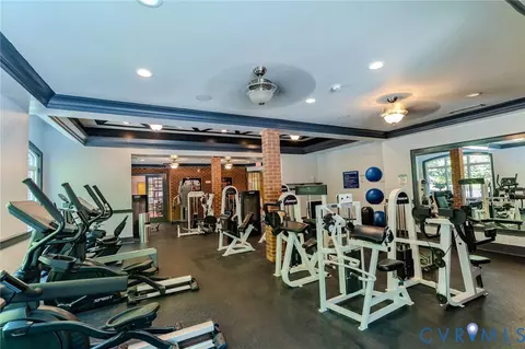 192 Yellowstone Dr #306, Charlottesville, VA 22903