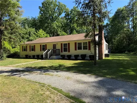 16378 Dawn Blvd, Hanover, VA 23069