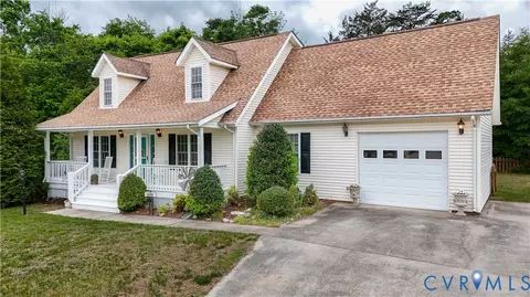 1505 Fourth Ave Ext, Farmville, VA 23901