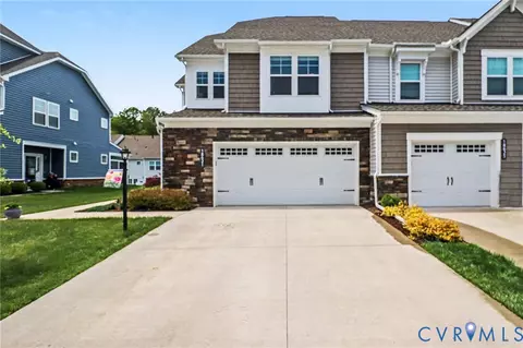 18621 Palisades Rdg, Moseley, VA 23120