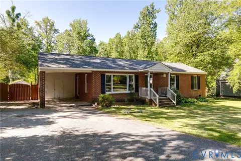 Exterior - 11211 Moravia Rd, Midlothian, VA 23112 photo 2 of 10