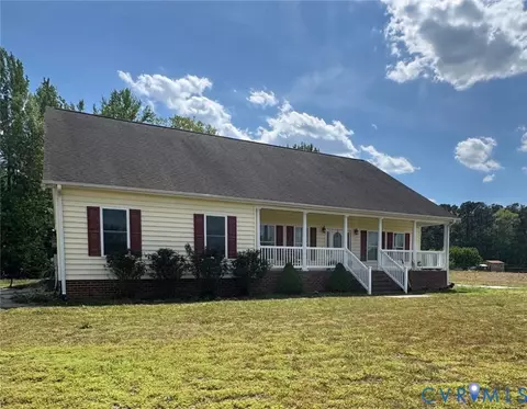 19890 River Rd, Courtland, VA 23837