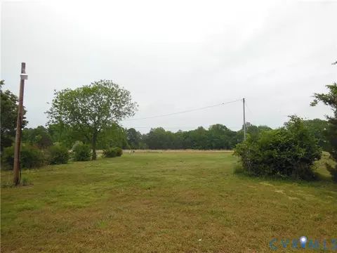 Exterior - 5018 Olgers Rd, Sutherland, VA 23885 photo 3 of 3