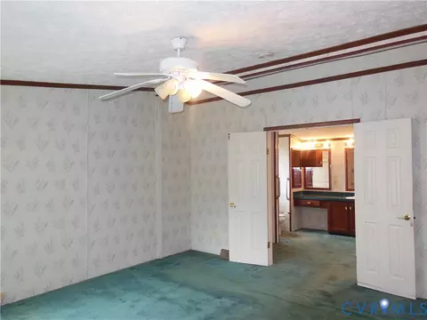 Bedroom - 5018 Olgers Rd, Sutherland, VA 23885 photo 3 of 9