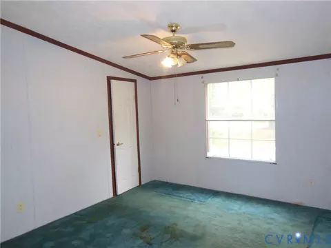 Bedroom - 5018 Olgers Rd, Sutherland, VA 23885 photo 4 of 9