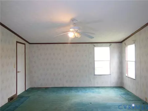 Bedroom - 5018 Olgers Rd, Sutherland, VA 23885 photo 1 of 9