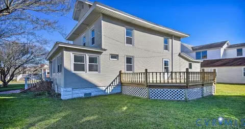 4254 Main St, Chincoteague, VA 23336