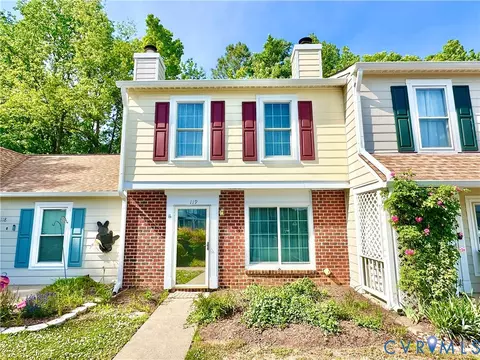 119 Arlington Sq, Ashland, VA 23005