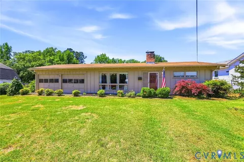 703 Compton Rd, Colonial Heights, VA 23834