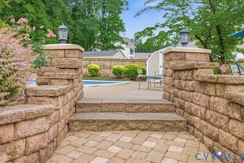 3805 Cresthill Rd, Chester, VA 23831