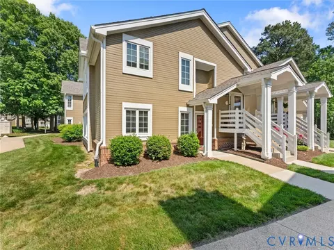 4611 Four Seasons Ter #D, Glen Allen, VA 23060