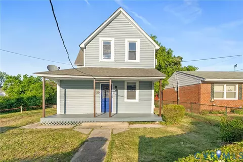 26 Marshall Ave, Colonial Beach, VA 22443