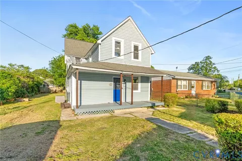 26 Marshall Ave, Colonial Beach, VA 22443