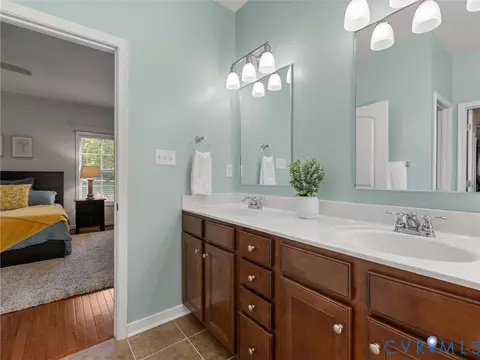 Bath - 8501 Pullman Ln, Chesterfield, VA 23832 photo 3 of 7
