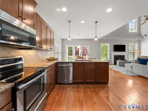 Kitchen - 8501 Pullman Ln, Chesterfield, VA 23832 photo 3 of 4