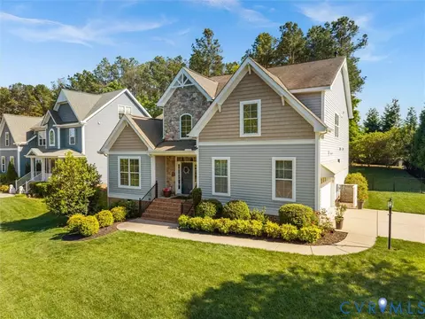 Exterior - 8501 Pullman Ln, Chesterfield, VA 23832 photo 7 of 13