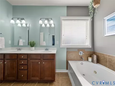 Bath - 8501 Pullman Ln, Chesterfield, VA 23832 photo 2 of 7