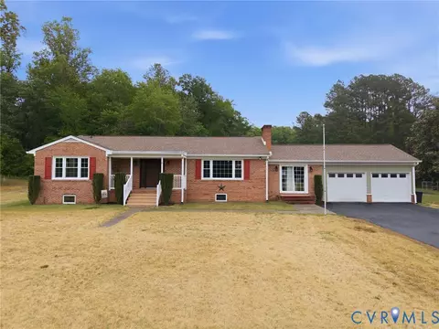 8199 Rozell Rd, Woodford, VA 22580