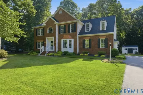 5819 Fox Club Ln, Midlothian, VA 23112