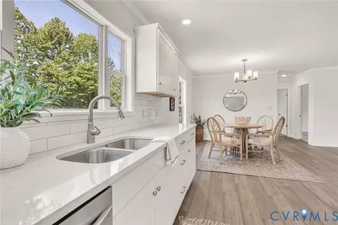 9424 Marlfield Rd, Gloucester, VA 23061 photo 11