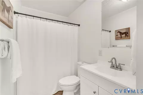 Bath - 9424 Marlfield Rd, Gloucester, VA 23061 photo 3 of 3
