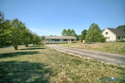9424 Marlfield Rd, Gloucester, VA 23061 photo 2