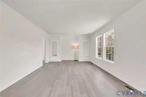 9424 Marlfield Rd, Gloucester, VA 23061 photo 10